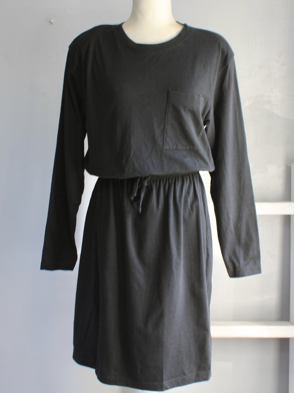 Liz Claiborne VTG Black Long-Sleeve Shoulder Pad Drawstring Waist Dress Large